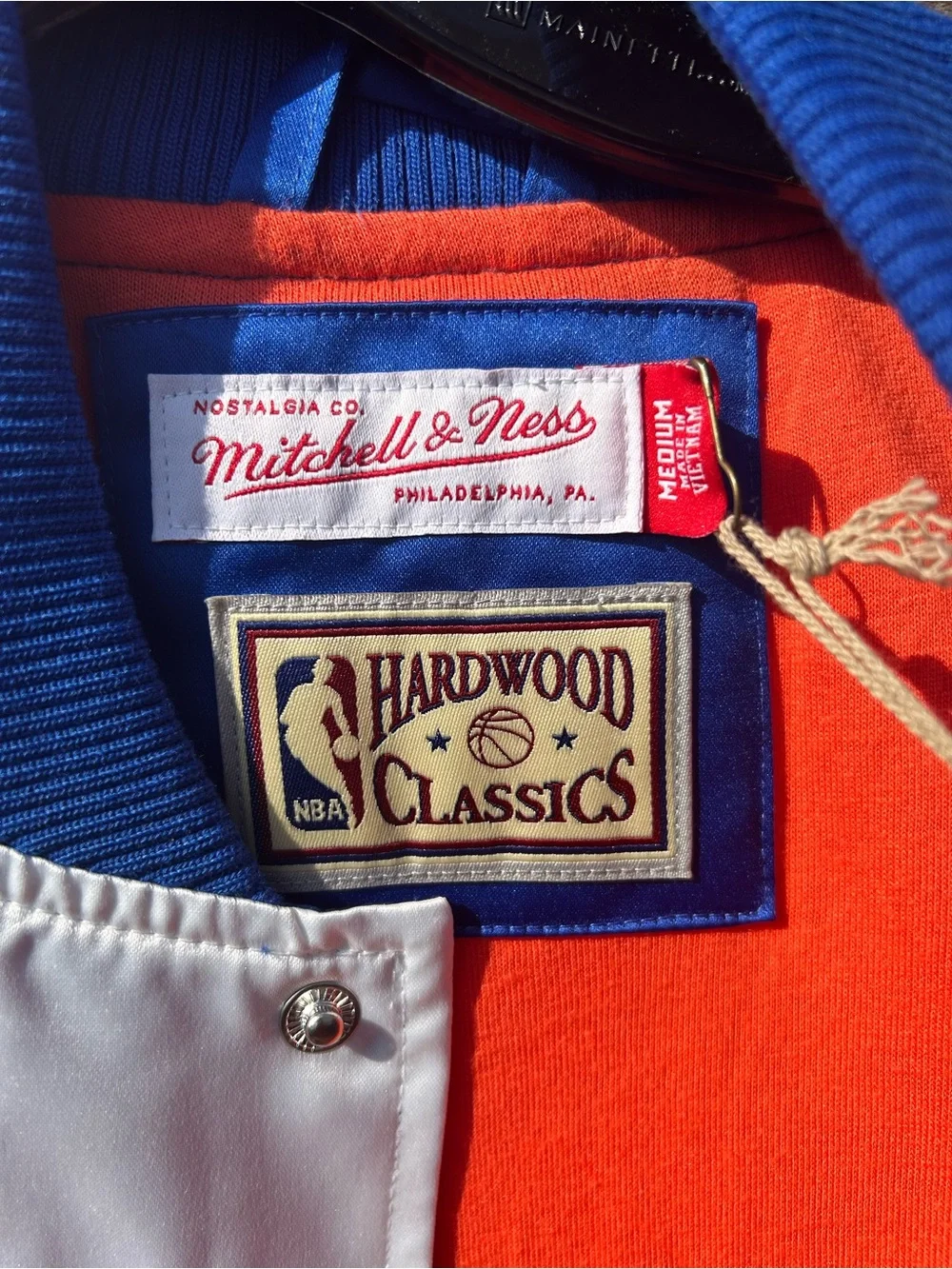 Mitchell & Ness NEW YORK KNICKS Hardwood Classics Jacket | Size M